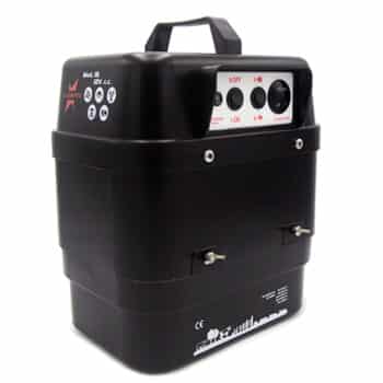 Pastor a batería de 12V. para animales - MODELO B5 Llampec - Respira de  compres al Ripollès