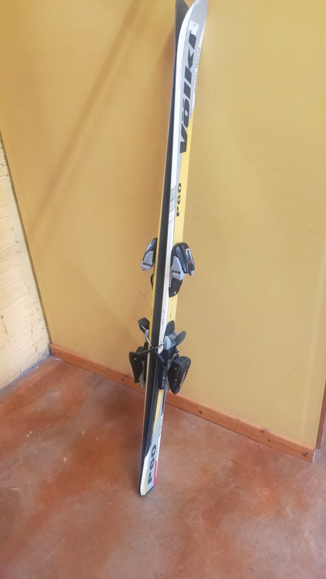 Esquís Völkl (140 cm) - Respira de compres al Ripollès